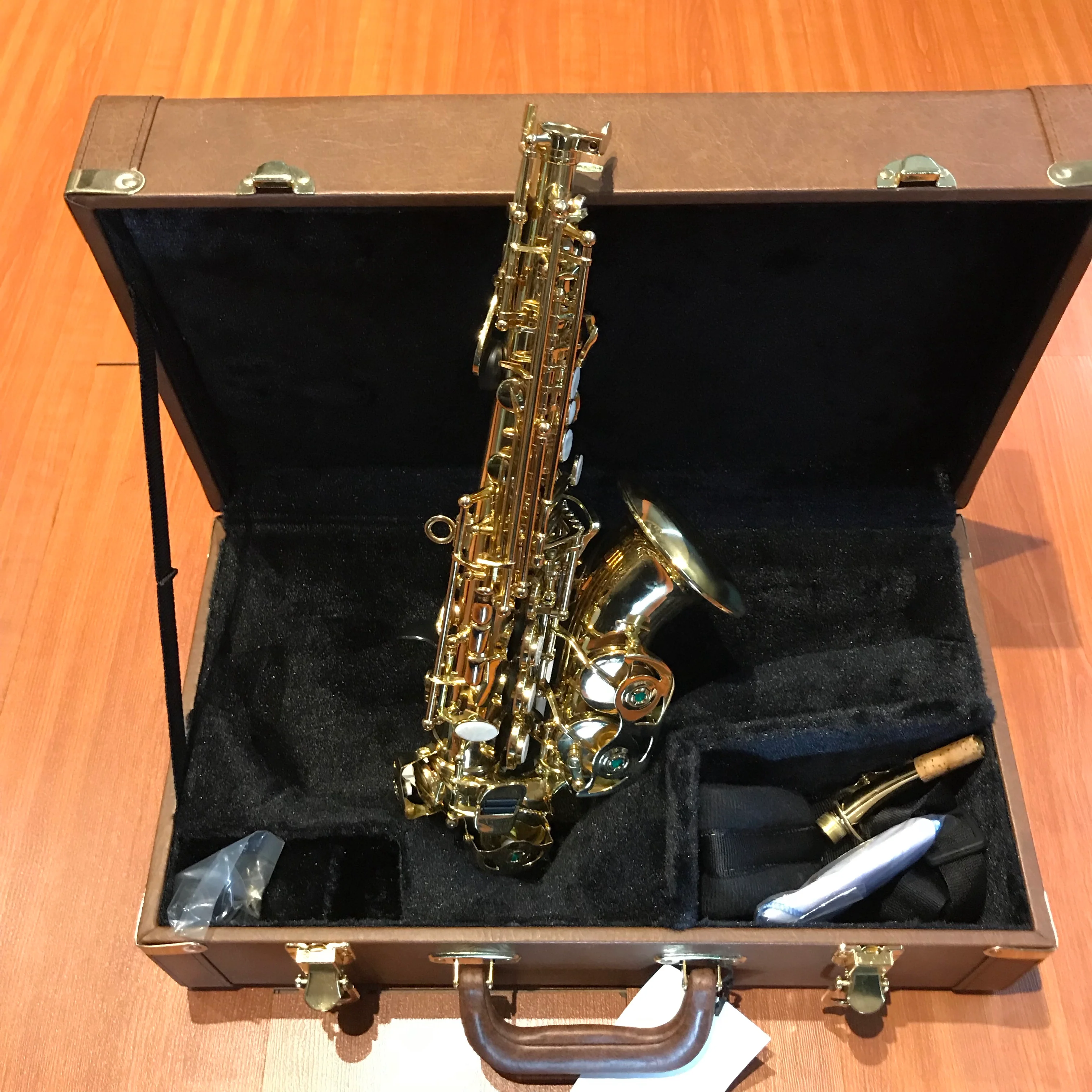 Chateau Curved Soprano Saxophone - Image 6