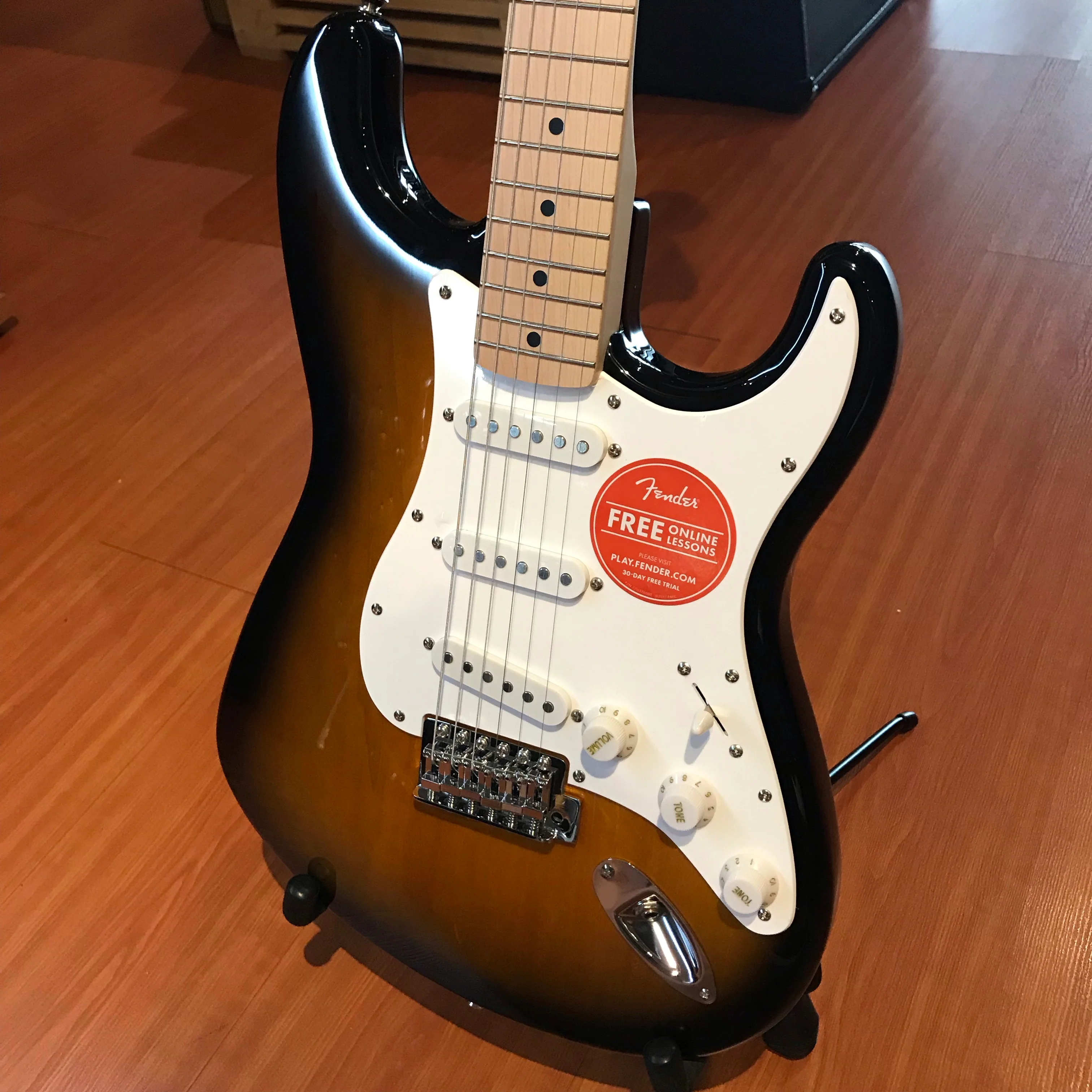 Fender Squier Affinity Stratocaster 2TS 2 Tone Sunburst Electric Guitar - Image 3