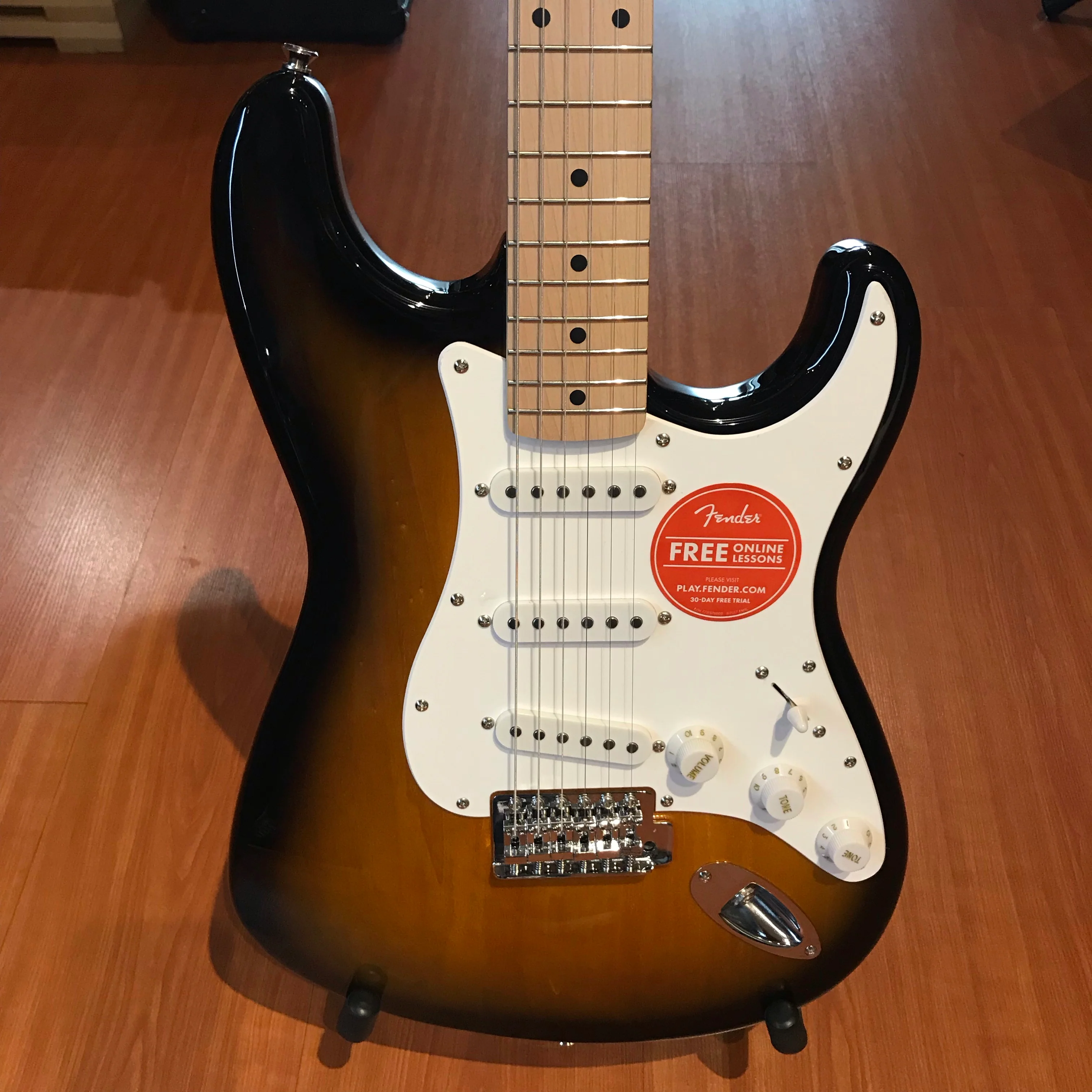 Fender Squier Affinity Stratocaster 2TS 2 Tone Sunburst Electric Guitar - Image 5