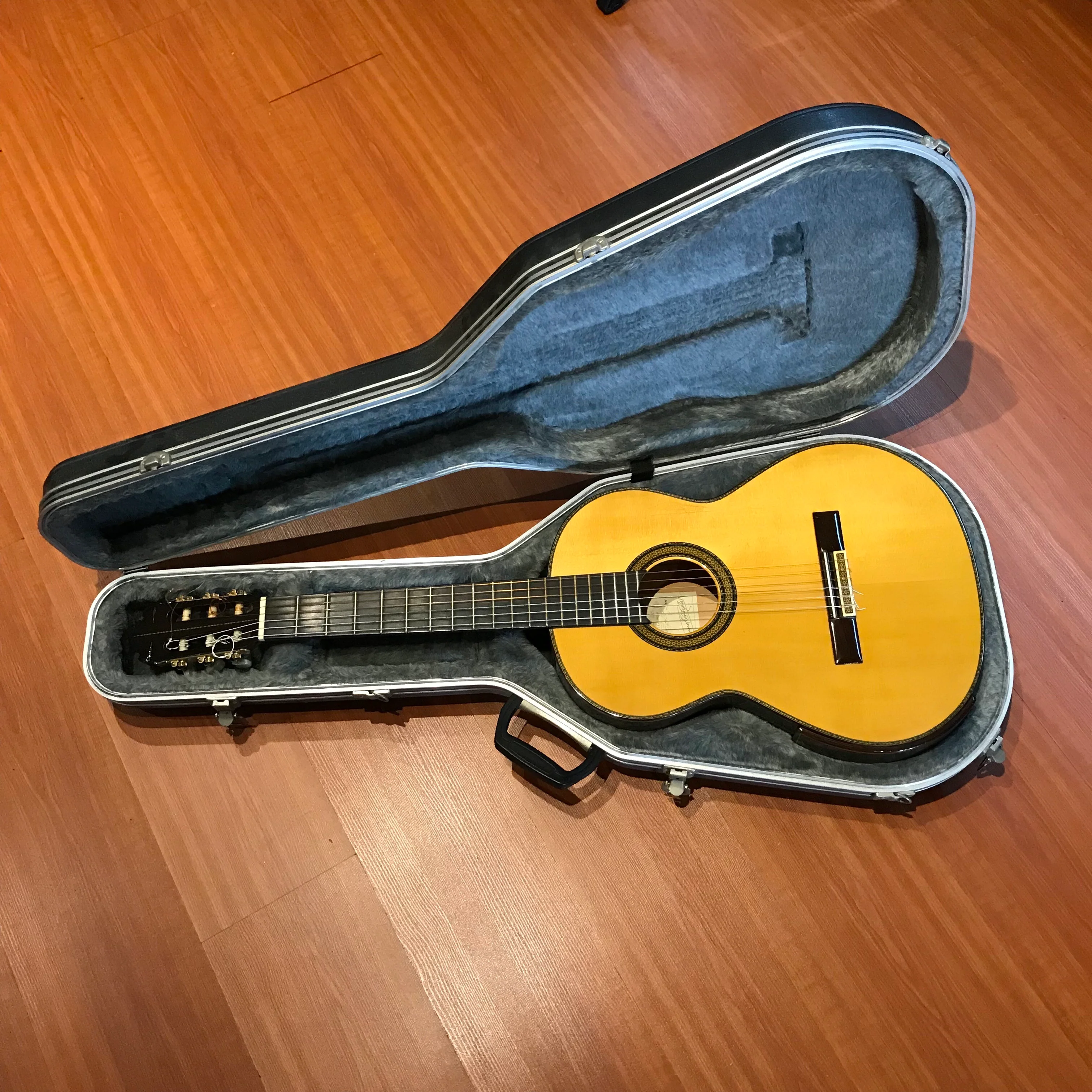 Manuel Contreras Ano:1995 Double Top Resounding Back Classical Guitar [USED] - Image 15