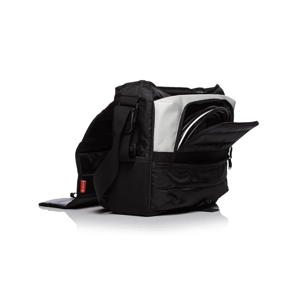 MONO Classic Fader Messenger Bag, Black - Image 3