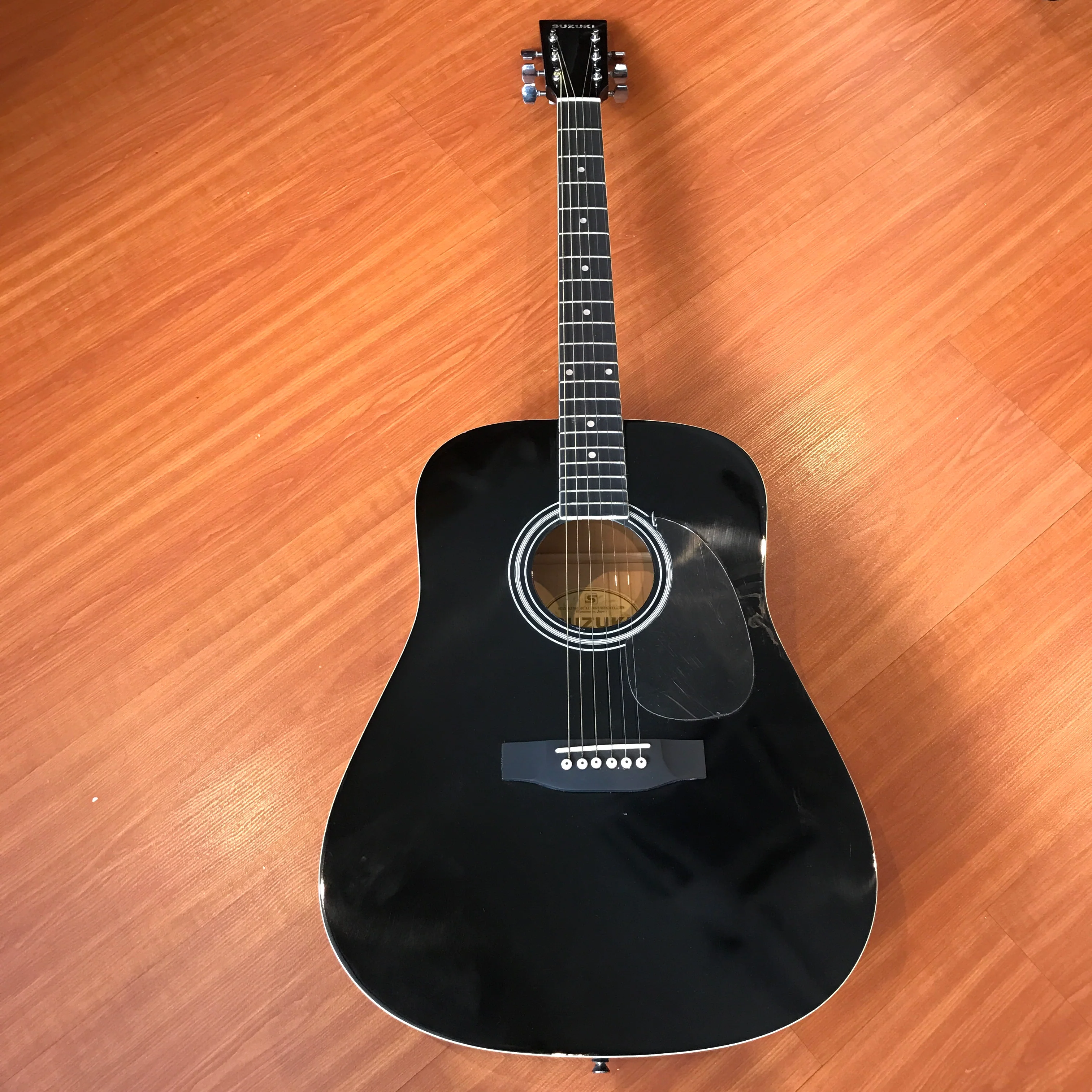 Suzuki SDG 5PK Black Finish Acoustic Guitar - Image 5