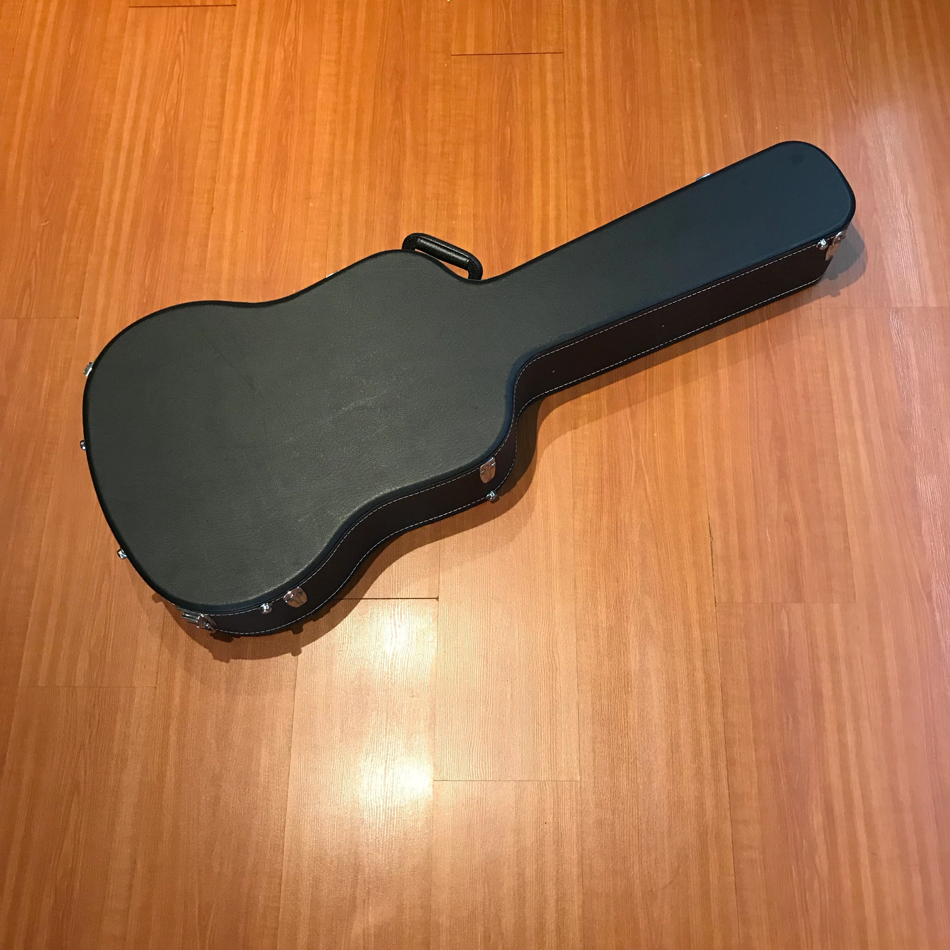 Takamine EGS330 Acoustic Guitar - Image 3